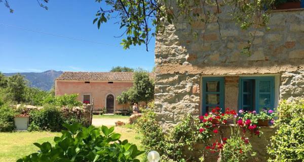 Agriturismo Casteddu Padru Eksteriør bilde